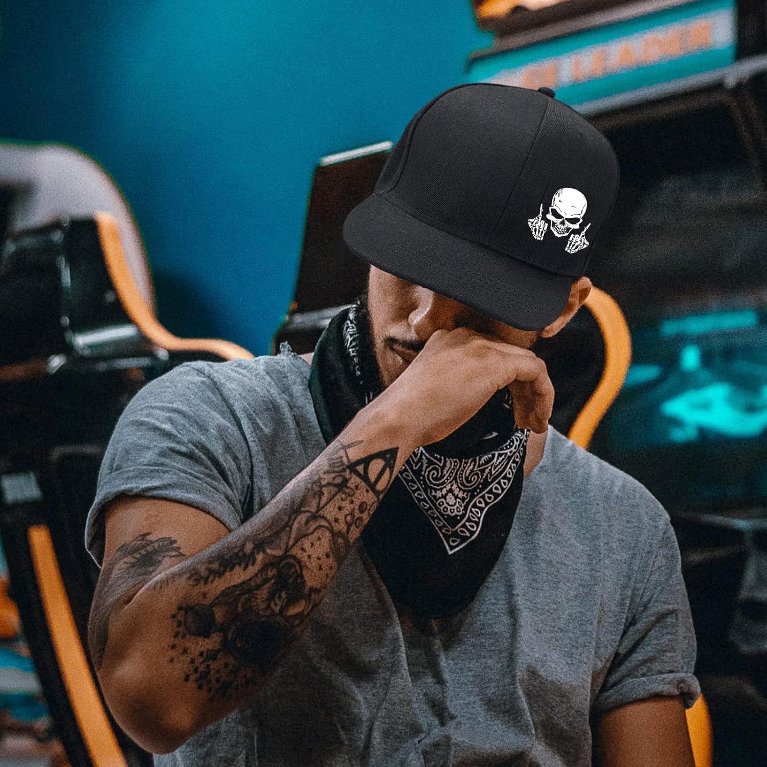 Skull Middle Finger Snapback H - đánh giá và giá Snapback Hat Flat